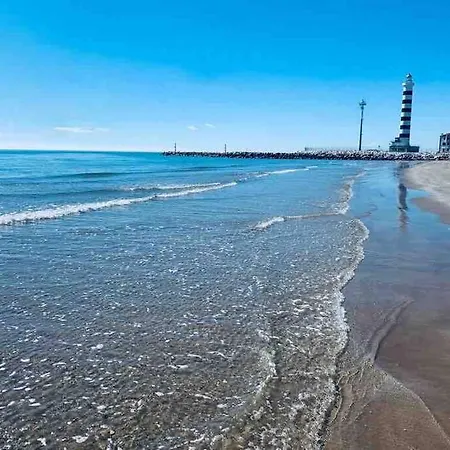 Casa Annuale Al Mare A Jesolo! Lägenhet