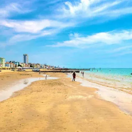 Casa Annuale Al Mare A Jesolo! Lägenhet Lido di Jesolo